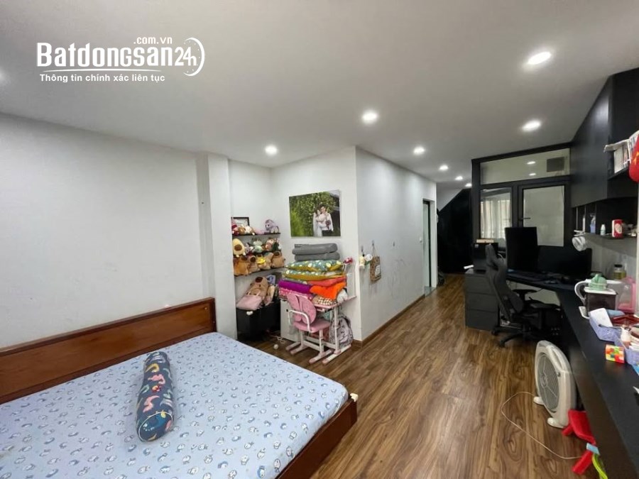 Bán nhà mặt tiền Đường Nguyễn Viết Xuân, Phường Hà Đông (Q Hà Đông cũ), Hà Nội