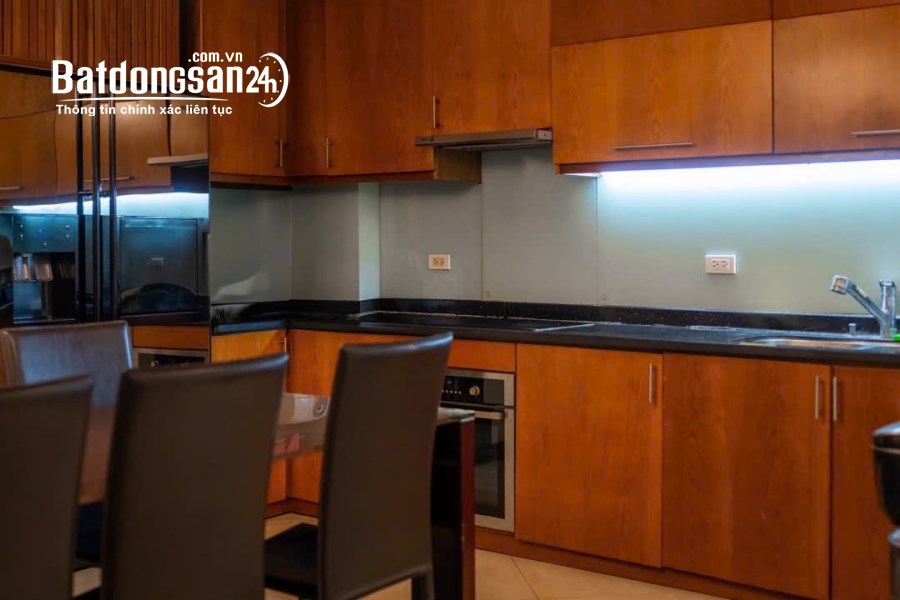 🏡 SIÊU PHẨM PHÂN LÔ VIP TRUNG KÍNH, CẦU GIẤY – GARA Ô TÔ – KINH DOANH SẦM UẤT 