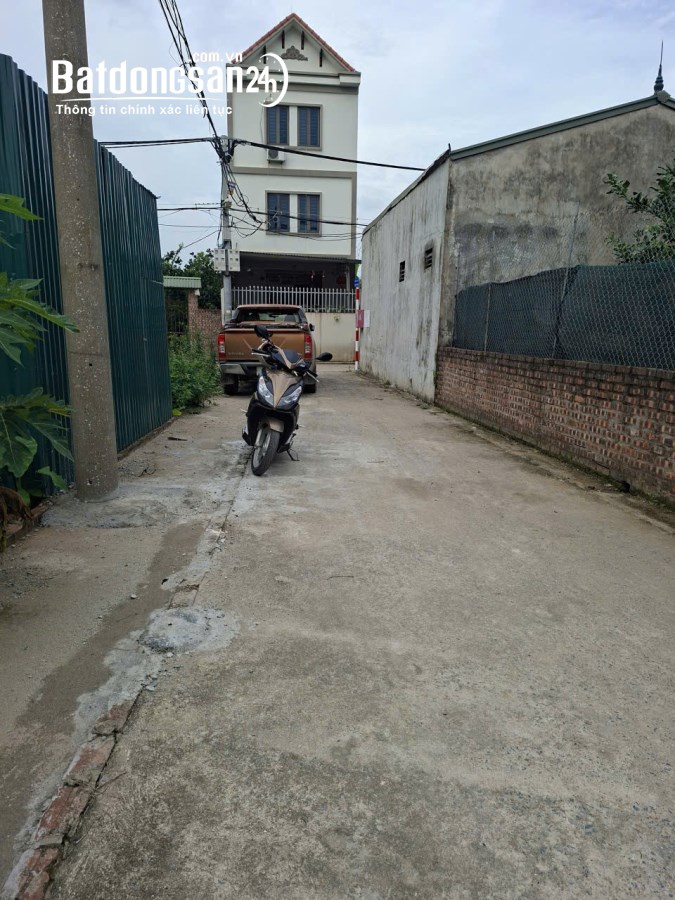 Bán đất mặt tiền Đường Xuân Đỗ, Phường Long Biên (Q Long Biên cũ), TP Hà Nội