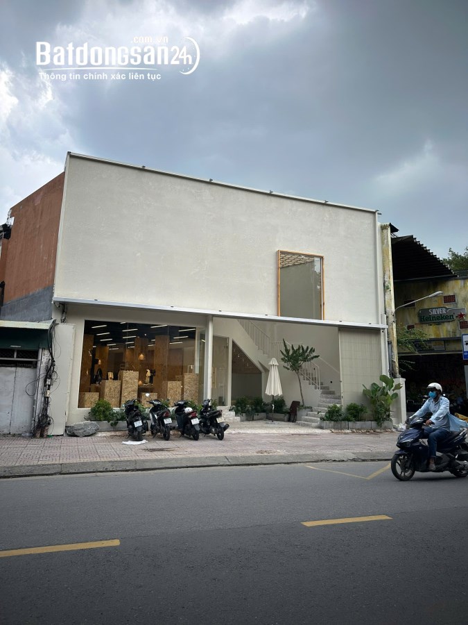 Bán nhà mặt tiền Đường Lê Văn Sỹ, Phường Nhiêu Lộc (Quận 3 cũ), Hồ Chí Minh