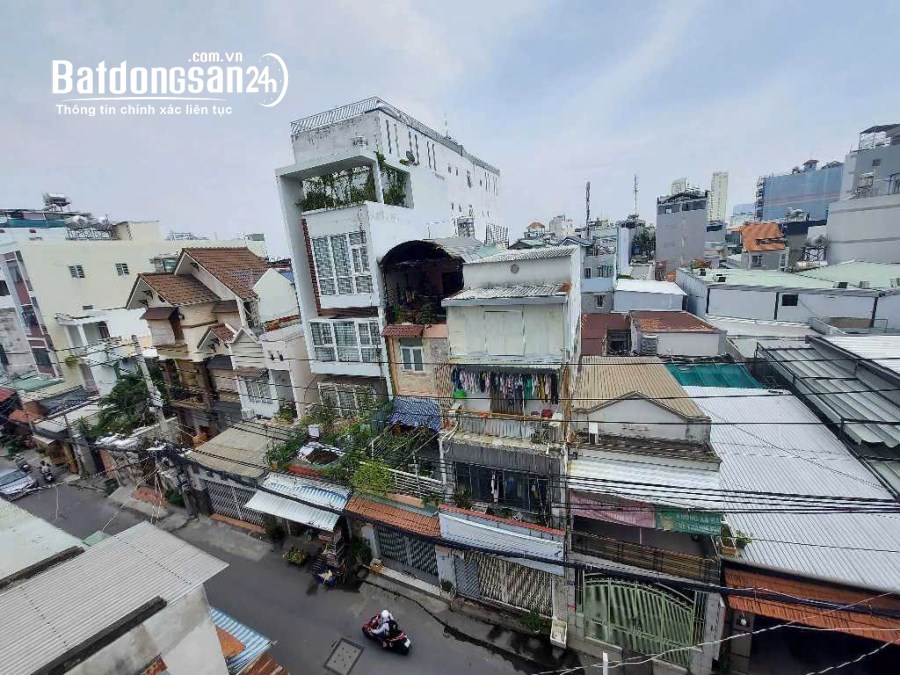 NHÀ TRUNG TÂM Q7- ĐƯỜNG NGUYỄN THỊ THẬP –60M2 NHỈNH 7 TỶ ( HẺM XE HƠI 7M )