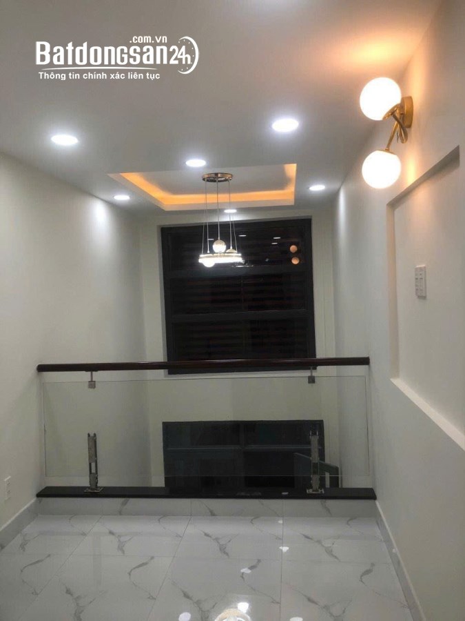 Bán nhà mặt tiền Đường 9, Phường Tân Hưng (Quận 7 cũ), Hồ Chí Minh