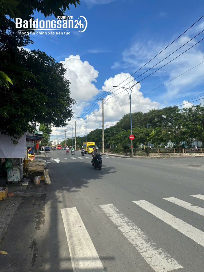 Bán nhà mặt tiền Đường Trần Văn Giàu, Phường Tân Tạo (Q Bình Tân cũ), Hồ Chí Minh