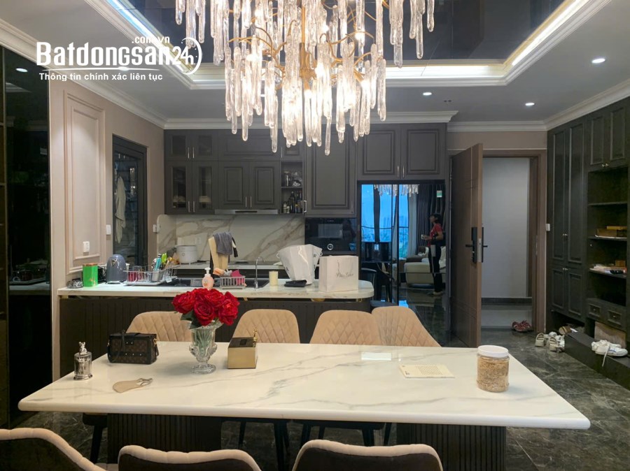 Cho thuê Vinhomes Skylake Phạm Hùng, tòa S2, 4PN, 3WC, view hồ giá chỉ 62tr/tháng