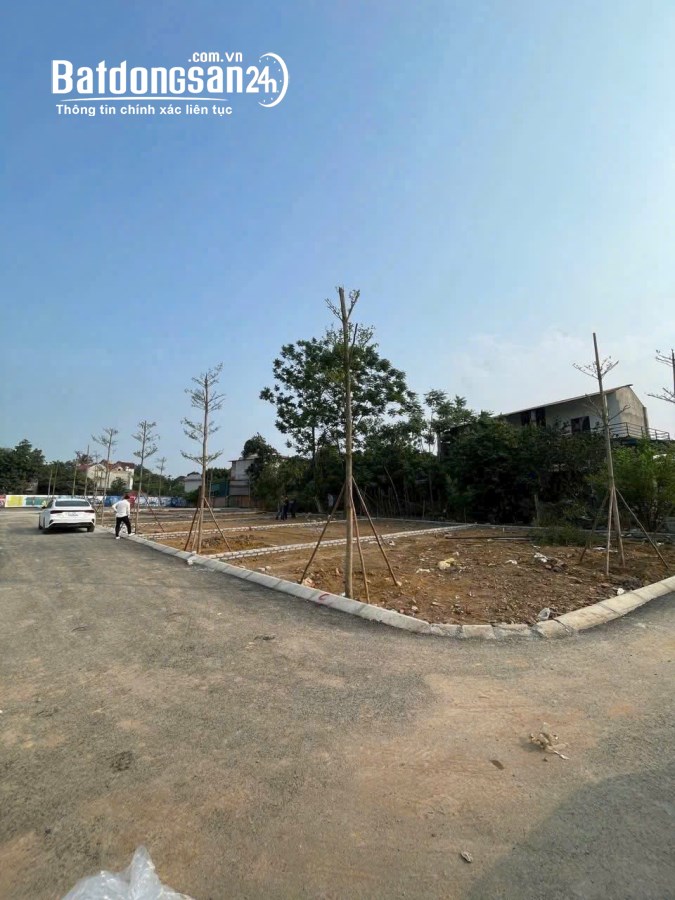 Bán đất gần Quốc lộ 21, Xã Phú Cát (H Quốc Oai cũ), Hà Nội, 120M2 FULL ĐẤT Ở