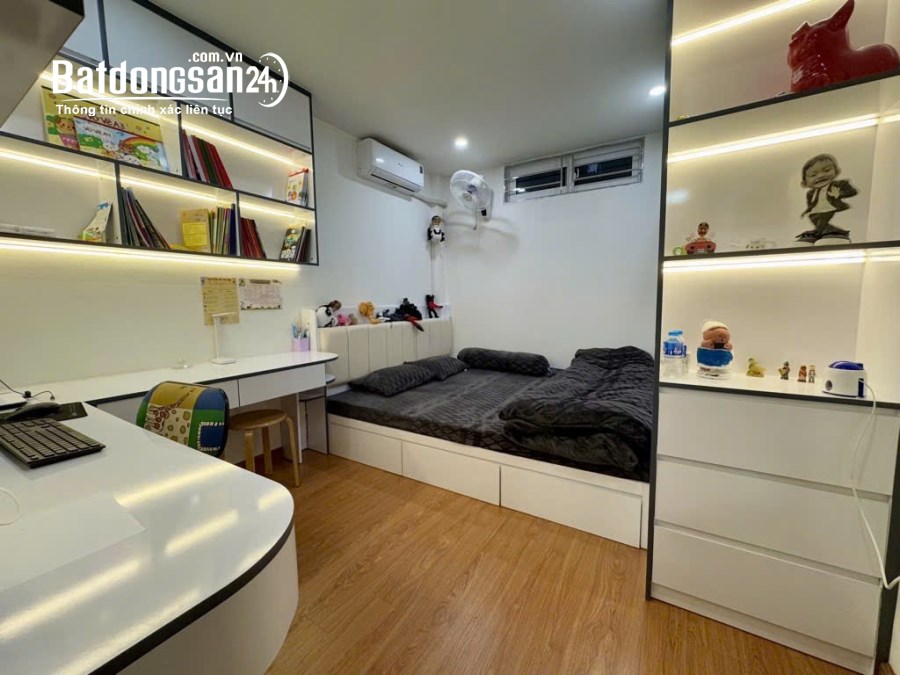 BÁN NHÀ NGUYỄN VĂN LINH LONG BIÊN – NGÕ NÔNG – 38M² – 3 TẦNG – 3 PHÒNG NGỦ – 5,15 TỶ 