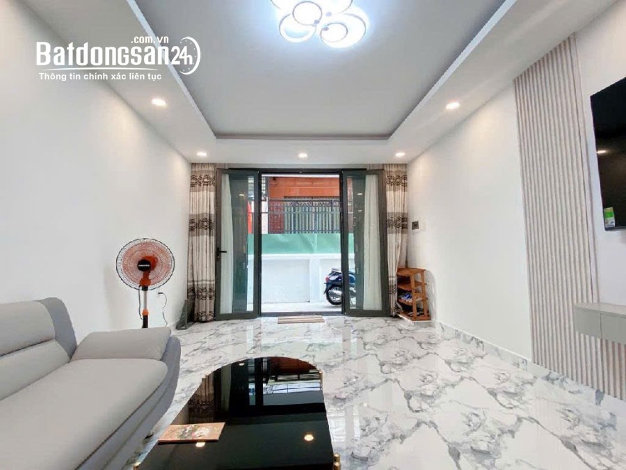 NHÀ BÁN NGUYỄN TRỌNG TUYỂN- 3 TẦNG- NHỈNH 6TỶ- TÂN BÌNH
