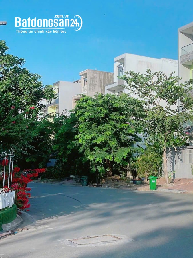Tôi cần BÁN gấp nền đất KDC 13E Intresco 100m2 lô G giá  4 Tỷ 650 đã có Móng Cọc