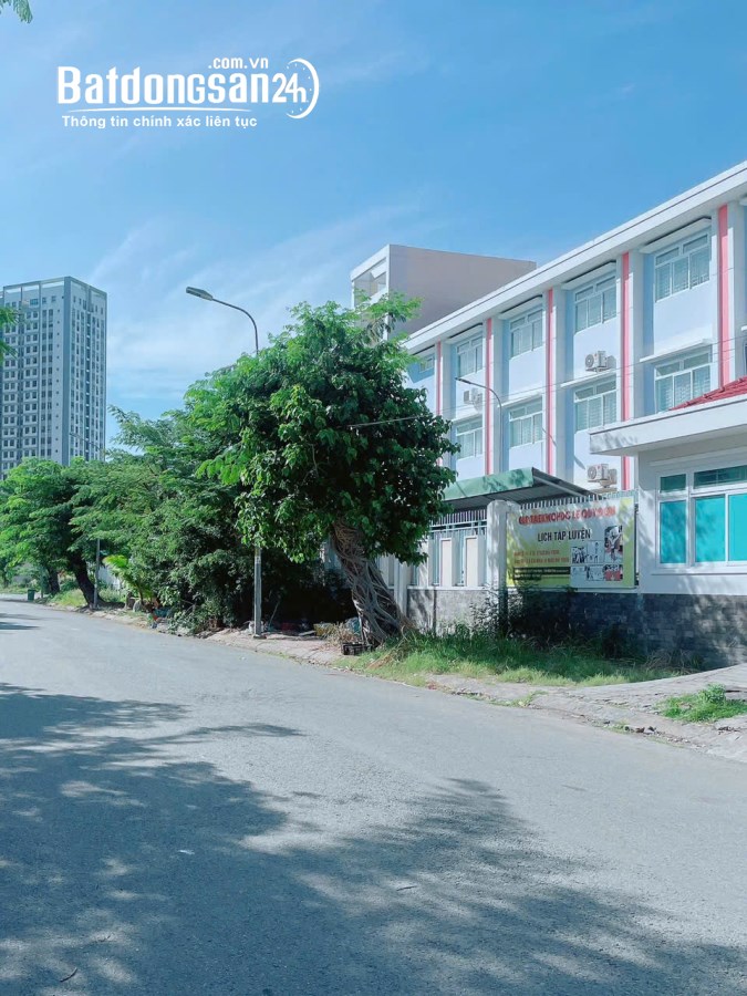 Tôi cần BÁN gấp nền đất KDC 13E Intresco 100m2 lô G giá  4 Tỷ 650 đã có Móng Cọc