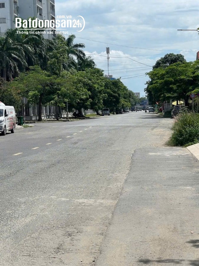Bán Biệt thự-Villas Đường Lê Thị Riêng, Phường Thới An TPHCM, 200m2, 10x20m, 18 tỷ
