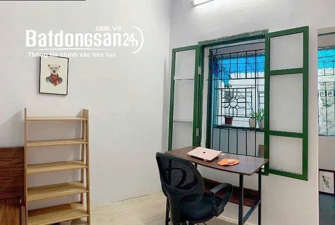 Cho thuê nhà tập thể Trần Quốc Toản, Hoàn Kiếm 50m, 2 ngủ giá 10 triệu, nhà đẹp