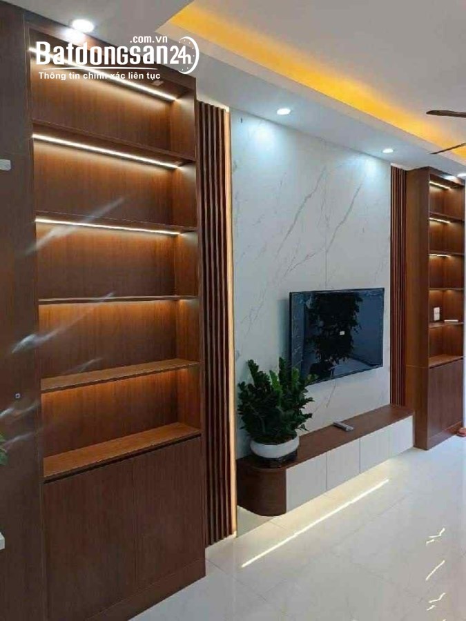 Bán gấp nhà 30m2 tại Tây Mỗ, 5,55 tỷ, 3PN + 4WC + 5 tầng, Phường Tây Mỗ (Q Nam Từ Liêm cũ)