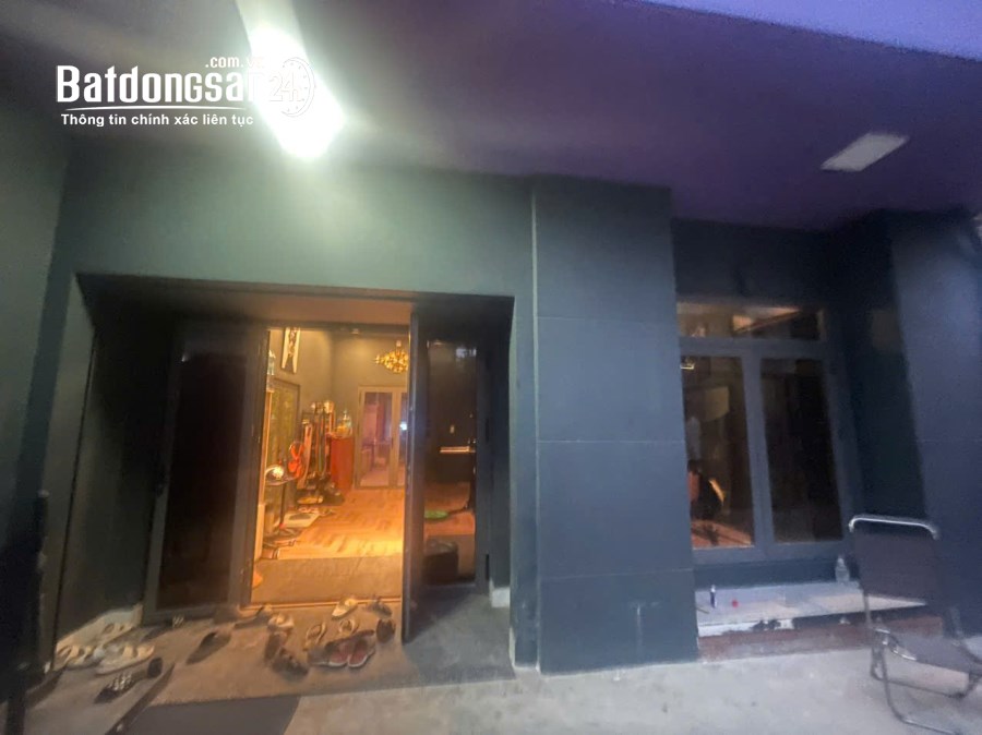 Bán Biệt thự-Villas Phường Tân Thuận (Quận 7 cũ), Hồ Chí Minh