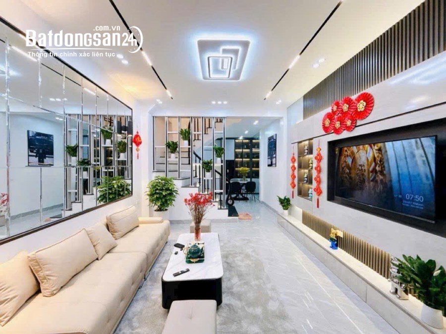 BÁN NHÀ XUÂN THỦY, CẦU GIẤY, NGÕ Ô TÔ, SỔ VUÔNG ĐÉT, DT: 39/42M2, 4 TẦNG, MT 3.8M