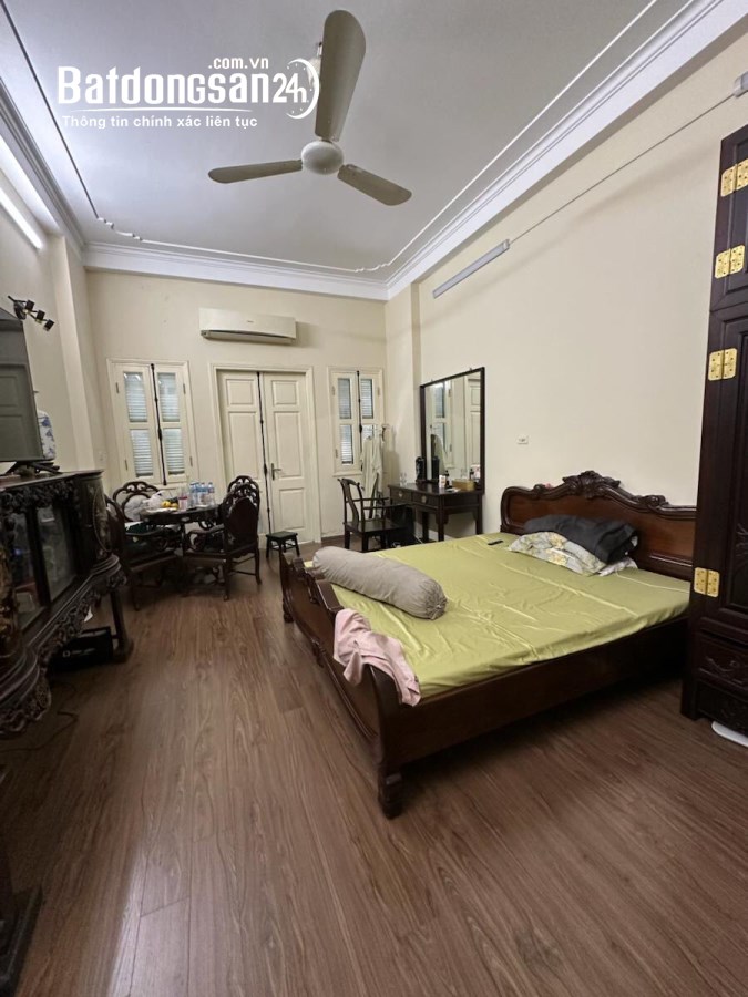 "Bán nhà phố Lạc Trung, Phường Vĩnh Tuy, Hai Bà Trưng 40m, 6 tầng, mt 4.3m. Giá: 13 tỷ
