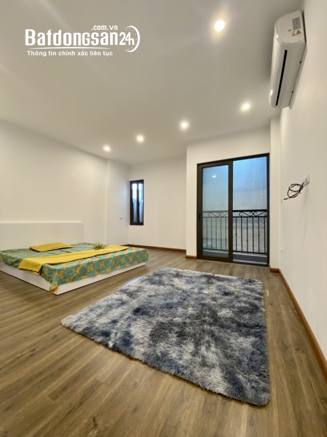 Cho thuê nhà Đường Lạc Long Quân, Phường Tây Hồ (Q Tây Hồ cũ), Hà Nội
