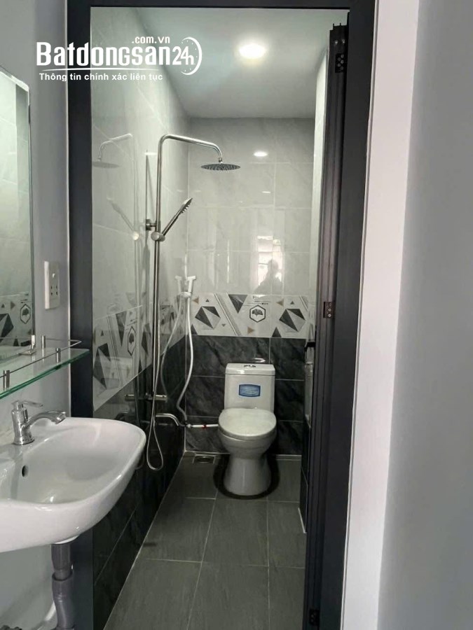Bán nhà ngay Phạm Văn Đồng, Phường Hiệp Bình (Q Thủ Đức cũ), Hồ Chí Minh