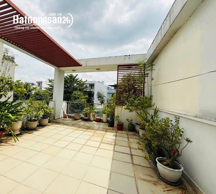 Bán nhà mặt tiền Đường D2, Phường Tăng Nhơn Phú (Quận 9 cũ), Hồ Chí Minh