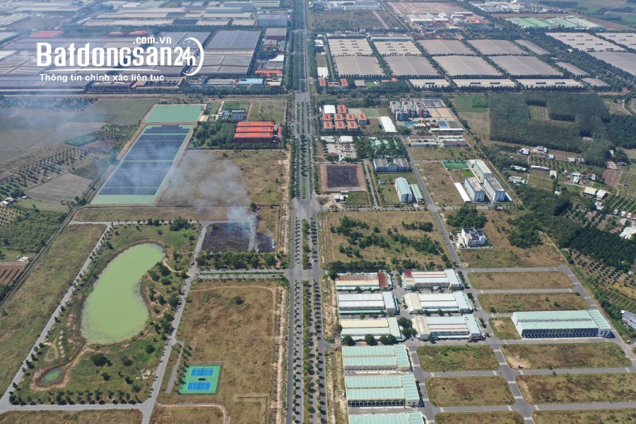 Nhà phố trong KCN Phước Đông hường Gò Dầu, chỉ 1,7 tỷ/căn 2PN cho thuê 10tr/th.Lh 0938677909