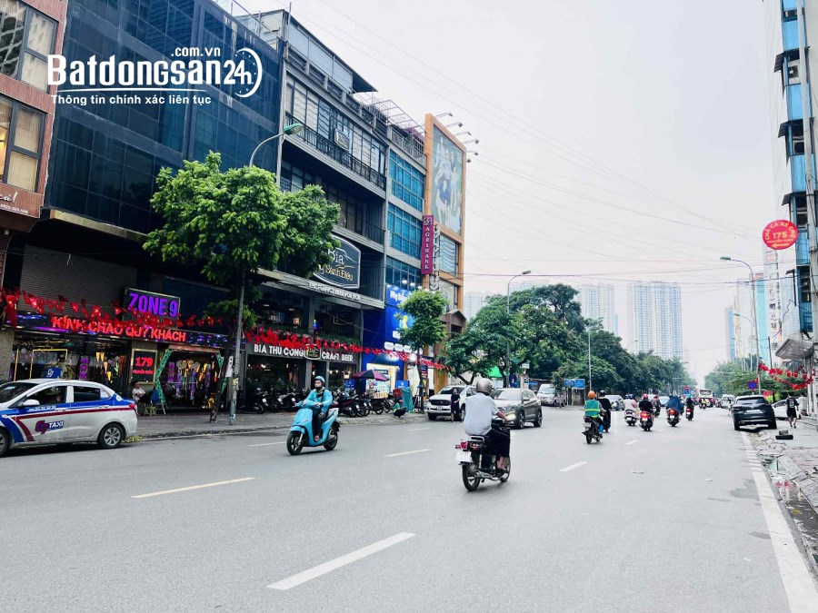 SIÊU PHẨM LÔ GÓC, 3 MẶT THOÁNG, NGUYỄN TUÂN, DÒNG TIỀN 3tỷ/ năm, Phường Thanh Xuân