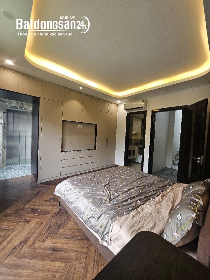 Bán nhà Đường Trần Duy Hưng, Phường Yên Hòa (Q Cầu Giấy cũ), Hà Nội