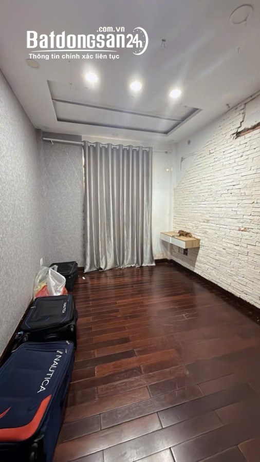 Bán nhà Đường Lê Văn Sỹ, Phường Tân Sơn (Q Tân Bình cũ), Hồ Chí Minh