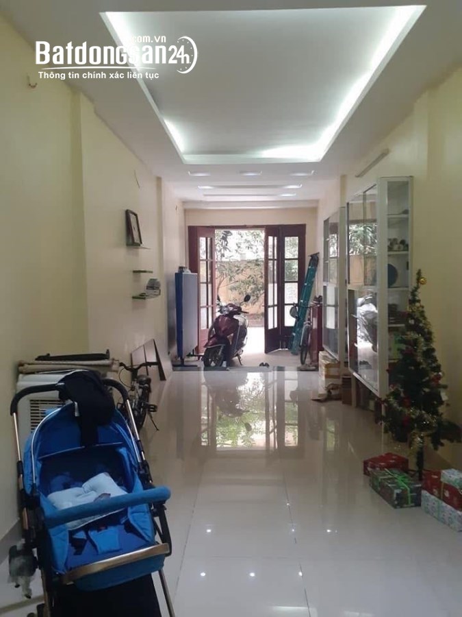 "Bán nhà phố Đặng Văn Ngữ, Phường Kim Liên (Q Đống Đa cũ) 56m, 5 tầng. Giá: 17.5 tỷ