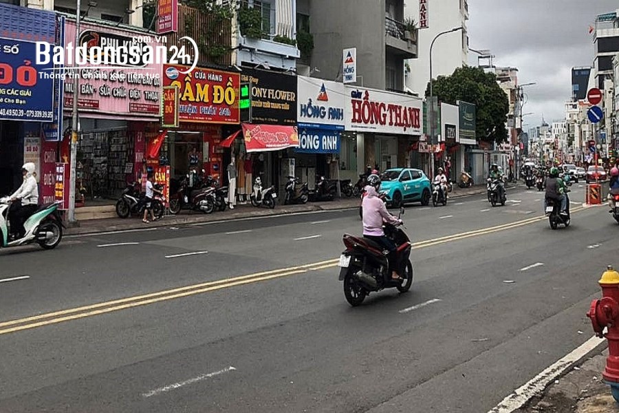 Bán nhà đường hoa P.2 Phú Nhuận,  Đầu tư sinh lời ngay,  5 phòng ngủ, 80m2, Sổ Riêng.