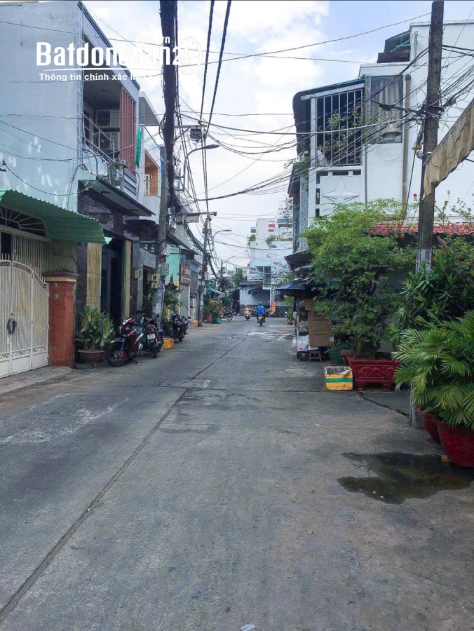 CHÍNH CHỦ BÁN NHÀ NHỎ DT 3,3 x 3,5, Phường Minh Phụng (Quận 11 cũ), TP Hồ Chí Minh