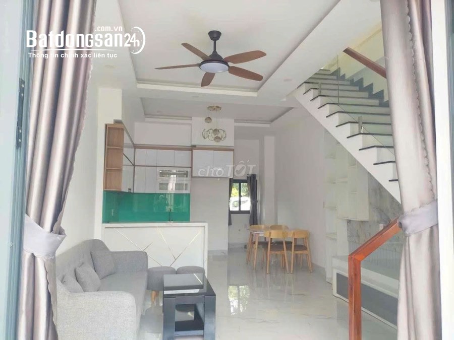 Siêu phẩm Phường Chánh Hiệp (Định Hòa,Thủ Dầu Một cũ). Ô Tô vào tận cửa chỉ 2 tỷ 390tr. SHR
