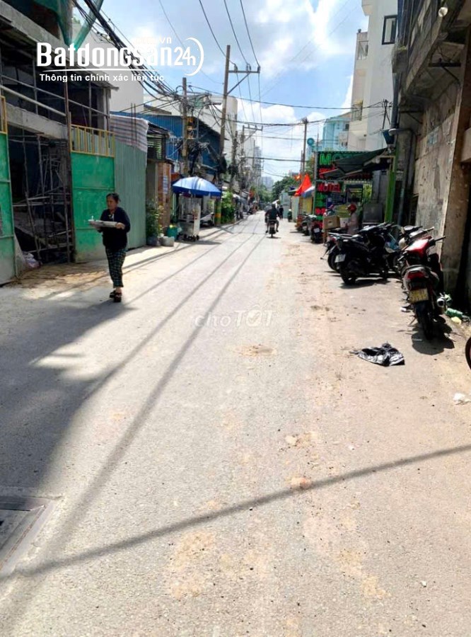 Bán nhà HXH 336 Nguyễn Văn Luông, Phường Phú Lâm (Quận 6 cũ) 2 lầu 1 sân thượng