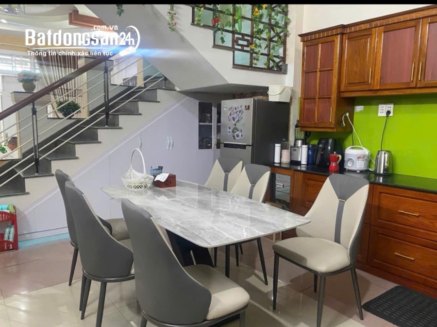 Nhà mặt tiền Hoàng Đạo Thúy, Phường Cẩm Lệ, 3 tầng full nội thất
