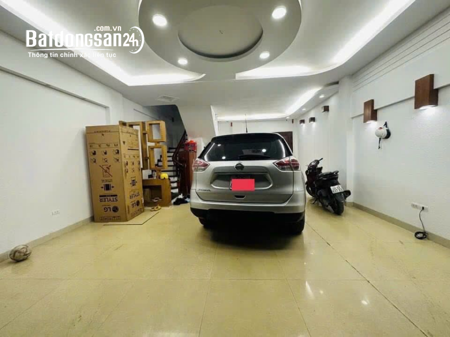 Phố Thái Hà, Phường Đống Đa gara ô tô 7 chỗ, MT khủng 6.6m hiếm trong tầm tiền