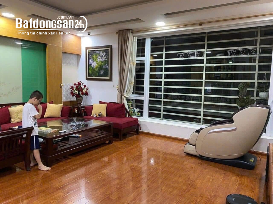 Phố Thái Hà, Phường Đống Đa gara ô tô 7 chỗ, MT khủng 6.6m hiếm trong tầm tiền