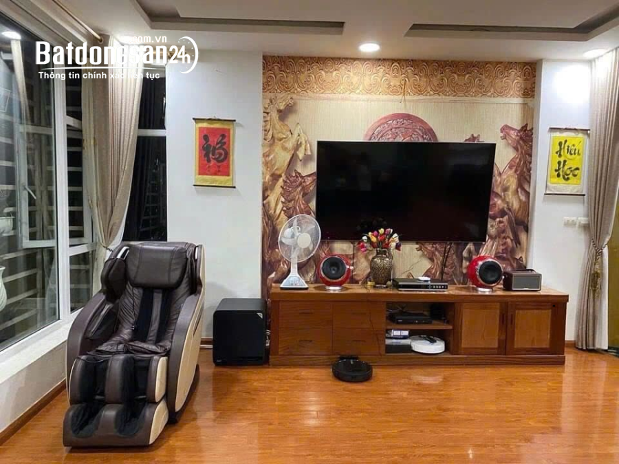 Phố Thái Hà, Phường Đống Đa gara ô tô 7 chỗ, MT khủng 6.6m hiếm trong tầm tiền