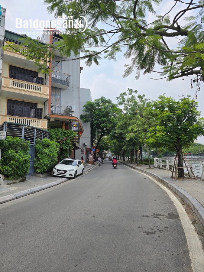 Bán nhà mặt phố Trích Sài, Tây Hồ 63m, 5 tầng, mt 4.8m. Giá: 50.5 tỷ