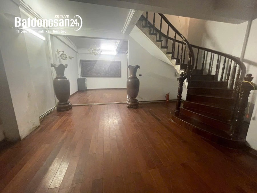 Cho thuê nhà ngõ 61 Phạm Tuấn Tài, Cầu Giấy 76m x 4T, 6PN4VS giá 25tr, ô tô tránh