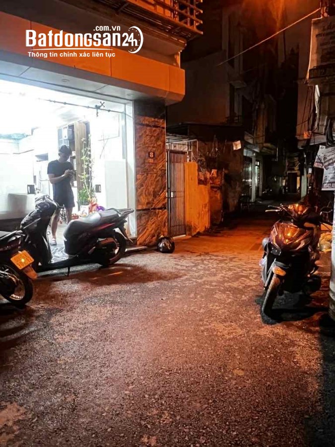 Bán nhà Đường Thịnh Liệt, Phường Hoàng Liệt (Q Hoàng Mai cũ), Hà Nội