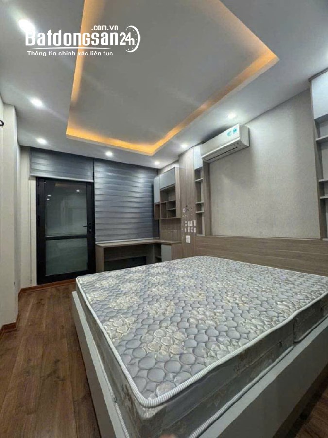 Bán nhà Phố Phùng Chí Kiên, Phường Nghĩa Đô (Q Cầu Giấy cũ),  8 tỷ 9 -30M2 5 TẰNG
