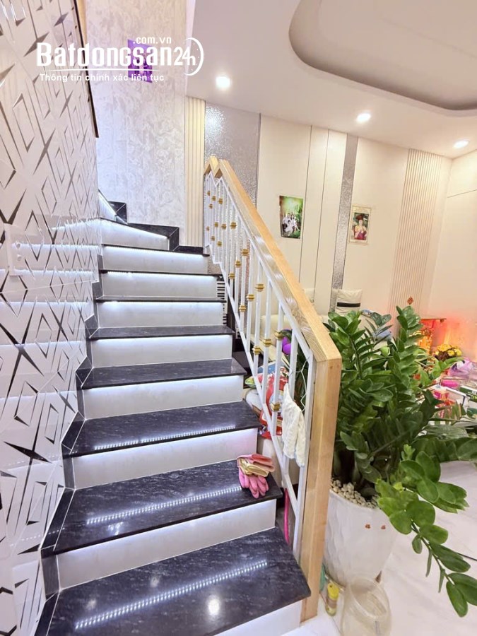 Bán nhà Đường Nguyễn Sỹ Sách, Phường Tân Sơn (Q Tân Bình cũ), Hồ Chí Minh