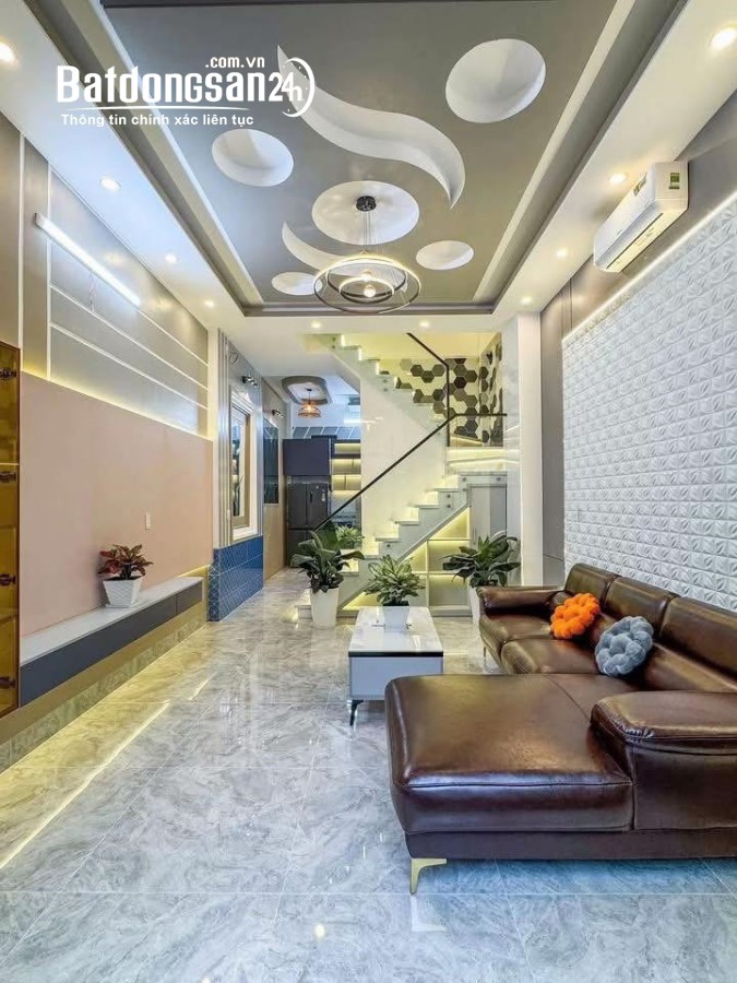 Nhà 4x30 1 trệt 2 lầu MT Bùi Ngọc Thu, Phường Bình Dương (Thủ Dầu Một cũ) hạ giá còn 2 tỷ65