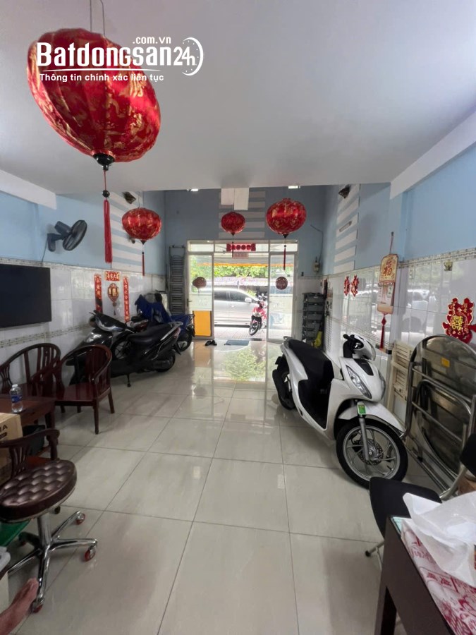 BÁN GẤP NHÀ MẶT TIỀN ĐƯỜNG SỐ 2, CƯ XÁ BÌNH THỚI, P Minh Phụng (Quận 11 cũ)