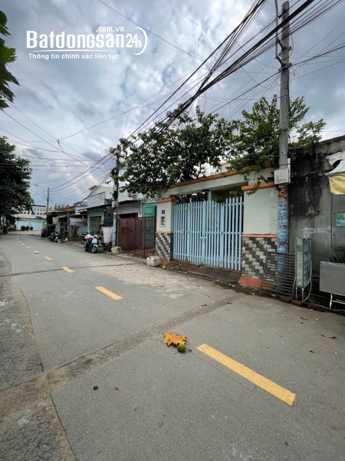 Bán nhà gần Đường Lò Lu, Phường Long Trường (Quận 9 cũ), Hồ Chí Minh