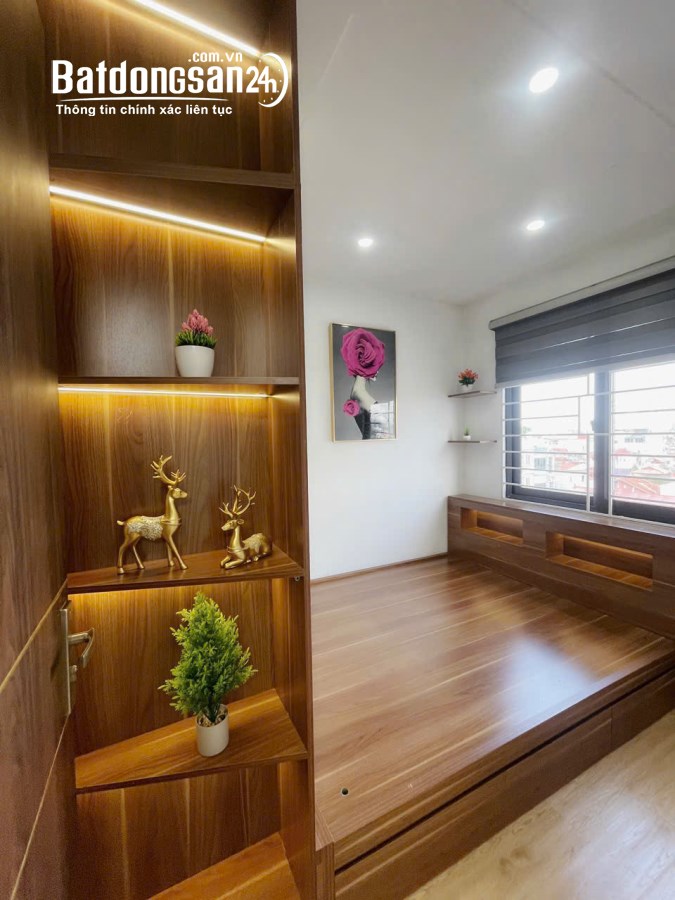 Bán căn hộ CCMN phố Quan Nhân quận Thanh Xuân 50m, 2PN đẹp, đủ đồ giá 2.5 tỷ
