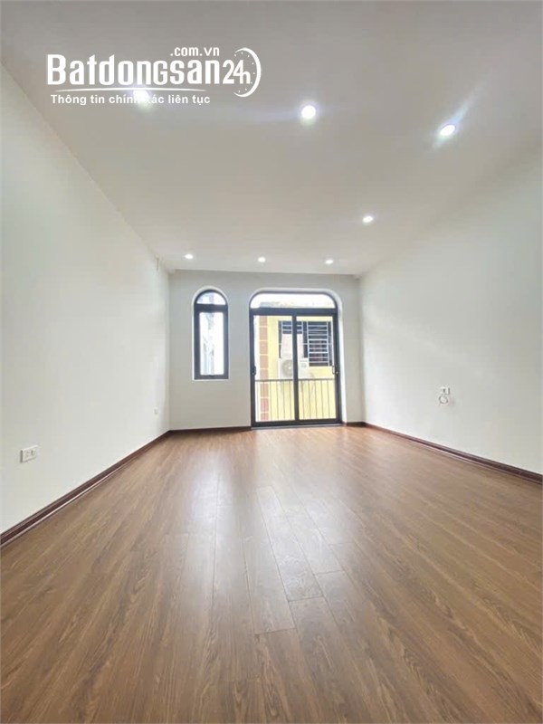 BÁN NHÀ THƯỢNG THANH THANH AM, Phường Long Biên – 54M² – 5 TẦNG – 6,9 TỶ – GẦN Ô TÔ