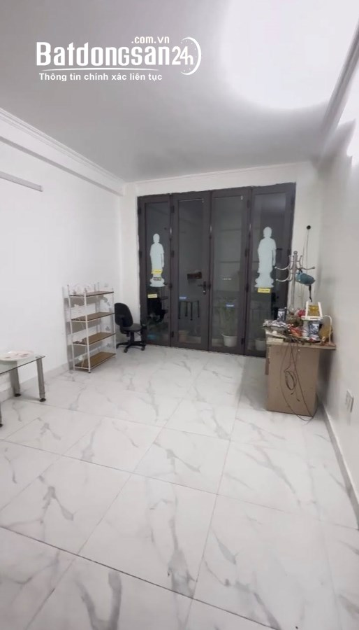 Cho thuê nhà Mễ Trì Thượng, Nam Từ Liêm 50m x 4t, full đồ giá 18 triệu, ở và  kinh do