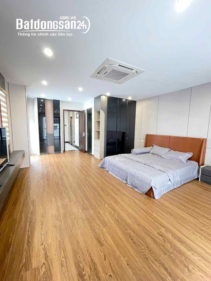 Bán nhà khu Lạc Long Quân, Phường Tây Hồ (Q Tây Hồ cũ), Hà Nội