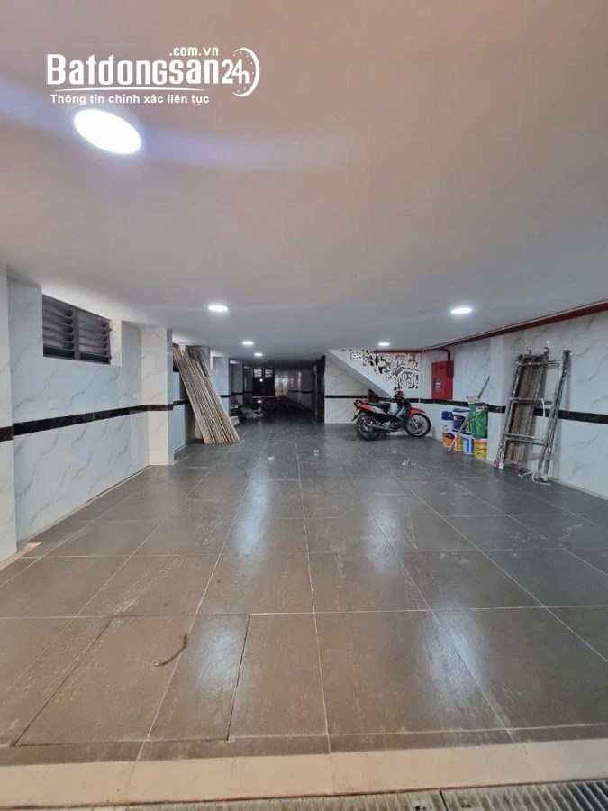 SIÊU PHẨM MẶT PHỐ CẦU GIẤY - MẶT TIỀN QUYỀN LỰC - VỈA HÈ RỘNG ĐÁ BÓNG - KINH DOANH ĐỈ