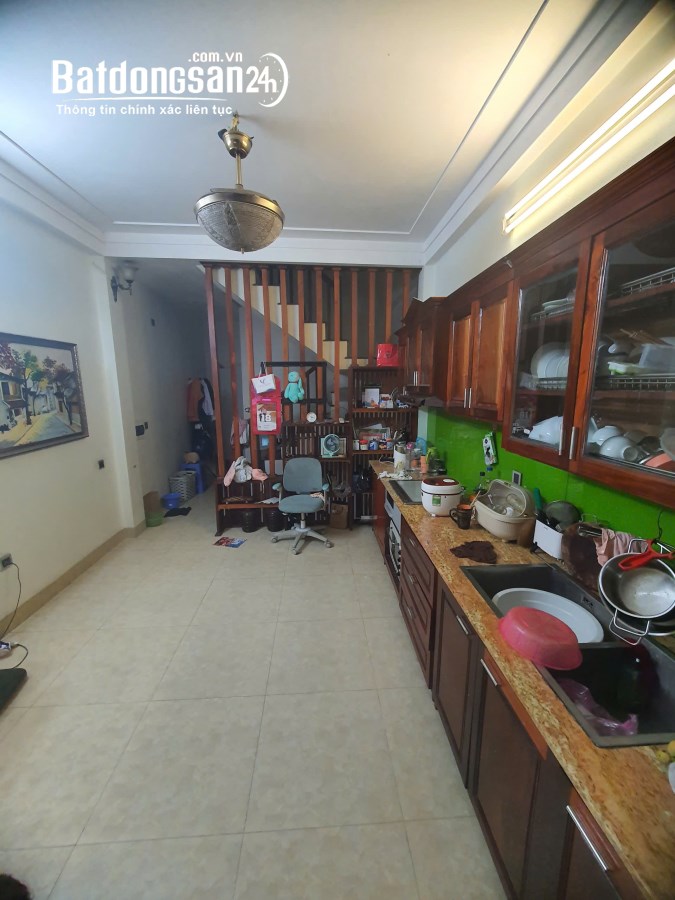 Cho thuê nhà Ngõ 8 Lê Quang Đạo, Phường Phú Đô,Nam Từ Liêm 35m x 5T giá 13 triệu
