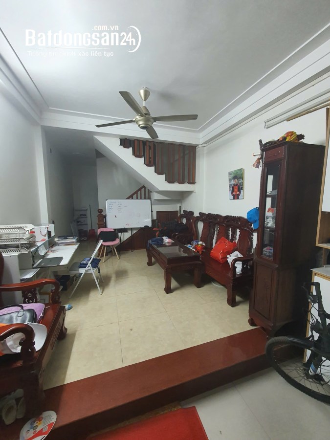 Cho thuê nhà Ngõ 8 Lê Quang Đạo, Phường Phú Đô,Nam Từ Liêm 35m x 5T giá 13 triệu